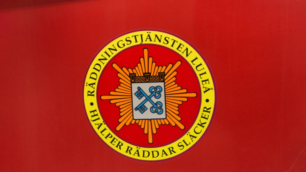 Om inte personalminskningen sker i Råneå drabbas räddningstjänsten i Luleå i stället. "Vi har redan en viss övertalighet", säger Mikael Andersson, tillförordnad räddningschef.  