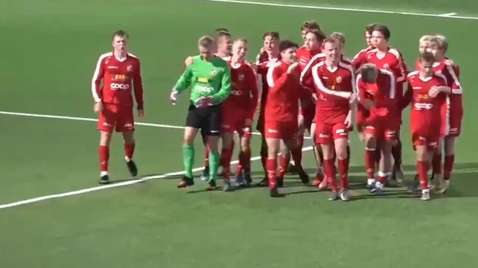 Enligt Per-Håkan Taavo på Norrbottens fotbollförbund är chansen stor att finalen i Distriktungdomsturneringen mellan Norrbotten och Stockholm. 