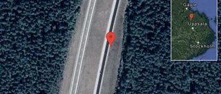 Lastbil stillastående på E4 - helt stopp i ett körfält