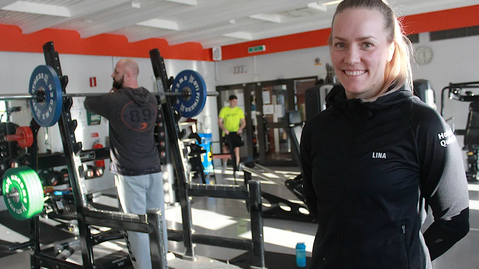 Ett halvår efter Lina Holmquist tog över KGM-hallen slog coronaviruset till. "Det har varit jättetufft sedan i februari", säger hon. Träningskorten har minskat med 40 procent under januari, jämfört med samma period i fjol, och PT-delen med 60 procent.