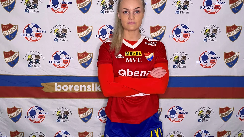 Borens nyförvärv Lydia Vaggelyr kommer inte medverka fullt ut när lagets gemensamma försäsongsträning drar igång. Men så fort futsalsäsongen är slut så kommer hon ha fullt fokus på Boren.