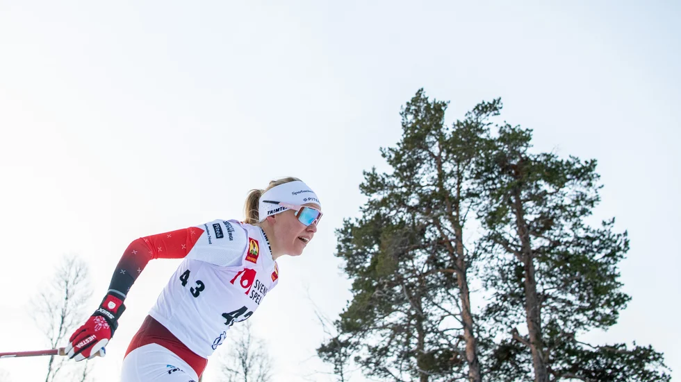 Lisa Vinsa har inte tävlat i Östersund. Hon känner att hon behöver återhämta sig.