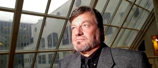 Förre sjukvårdsdirektören är död