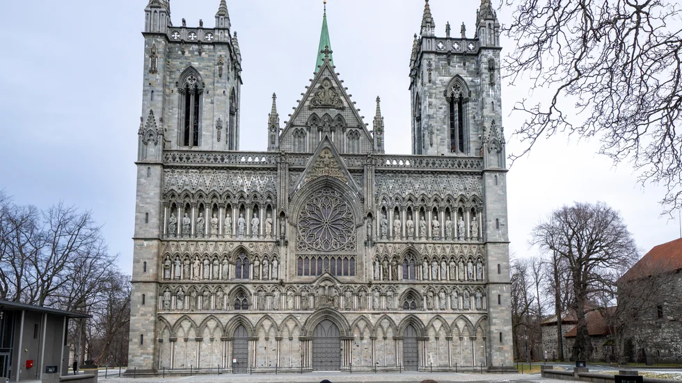 Nidarosdomen i Trondheim är den största domkyrkan i Norge och landets kröningskyrka. Arkivbild.