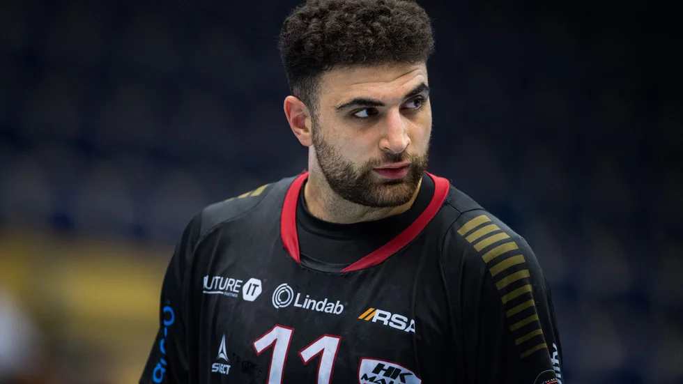 Försvarsgeneralen Kassem Awad ställer in siktet på SM-slutspel där hans HK Malmö omgående får ett tufft hinder i deras tilltänkta väg mot final. IFK Kristianstad väntar redan i kvartsfinal.