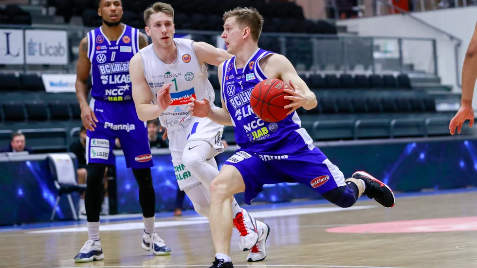 Adam Rönnqvist och hans BC Luleå vann klart i hemmamatchen mot Nässjö.