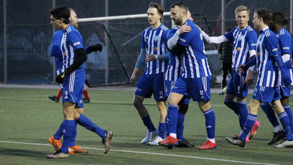 IFK Västervik vann mot HM IS