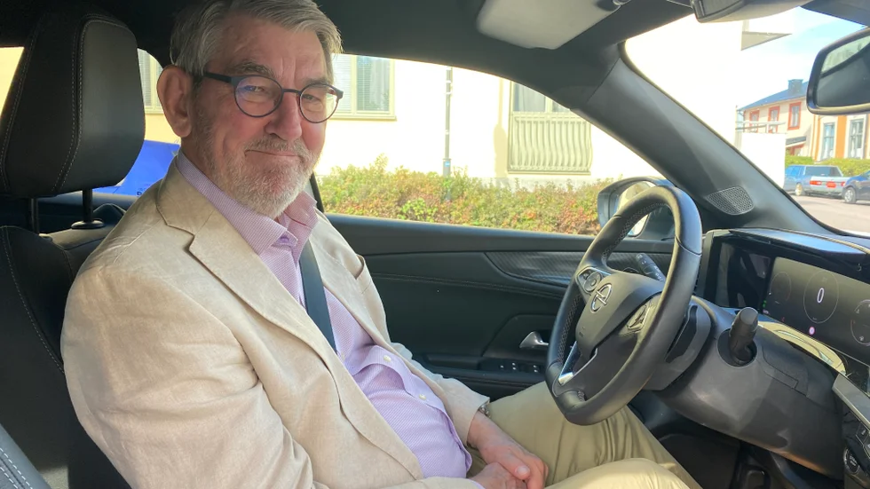 Thore Berggren (M) säger att det bara är i rondellen vid Kilenkrysset som hans bluetooth-koppling försvinner.