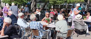 Traditionell sommarfest       