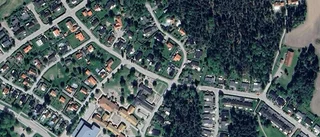 60-talshus på 102 kvadratmeter sålt i Vänge – priset: 3 000 000 kronor