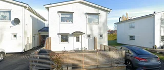 136 kvadratmeter stort kedjehus i Gammelstad sålt för 4 450 000 kronor