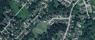 Nya ägare till villa i Råby, Bålsta – prislappen: 4 450 000 kronor