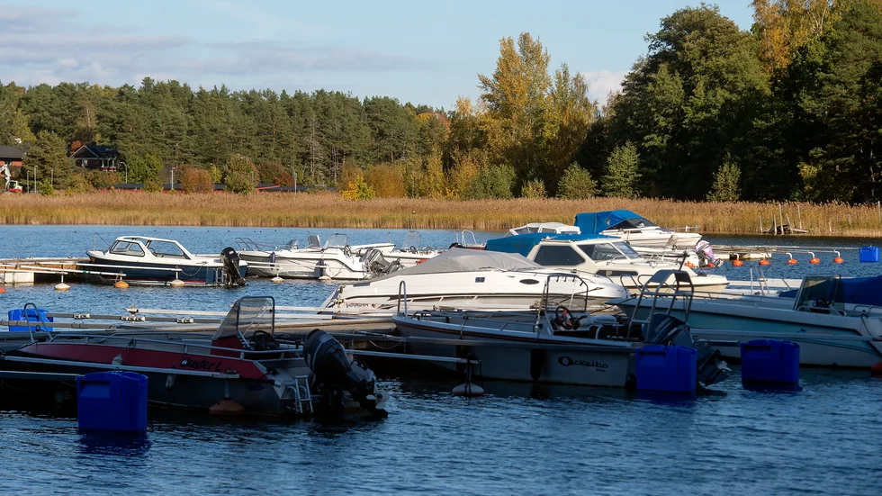 Sjöängens båthamn i Oxelösund var platsen för nattens båtstölder.
