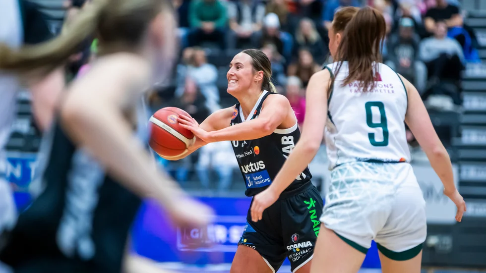Mehryn Kraker, Luleå Basket.