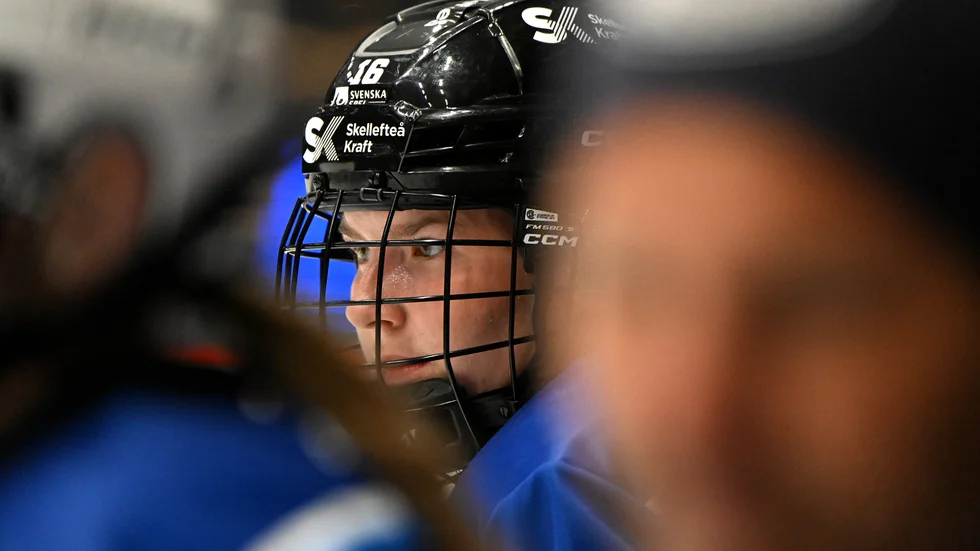 Vilma Granlund gjorde första målet för Clemensnäs HC/Skellefteå AIK 2 i strafförlusten mot Luleå HF 2.