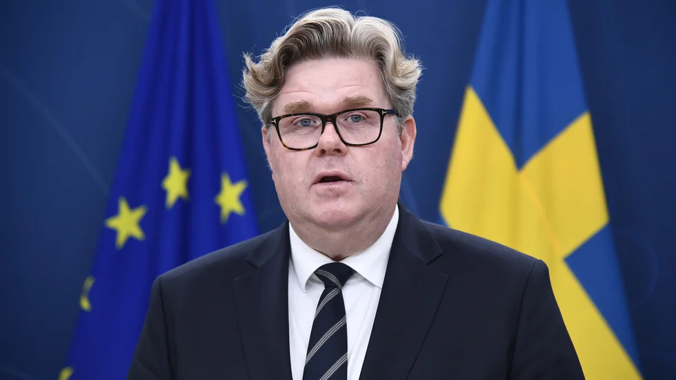 Juridik. Justitieminister Gunnar Strömmer föreslår nu att preskriptionstiden ska höjas för ett antal brott.
