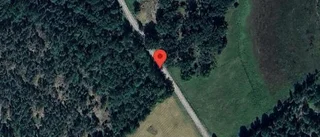 Stopp på väg 513 på grund av en singelolycka