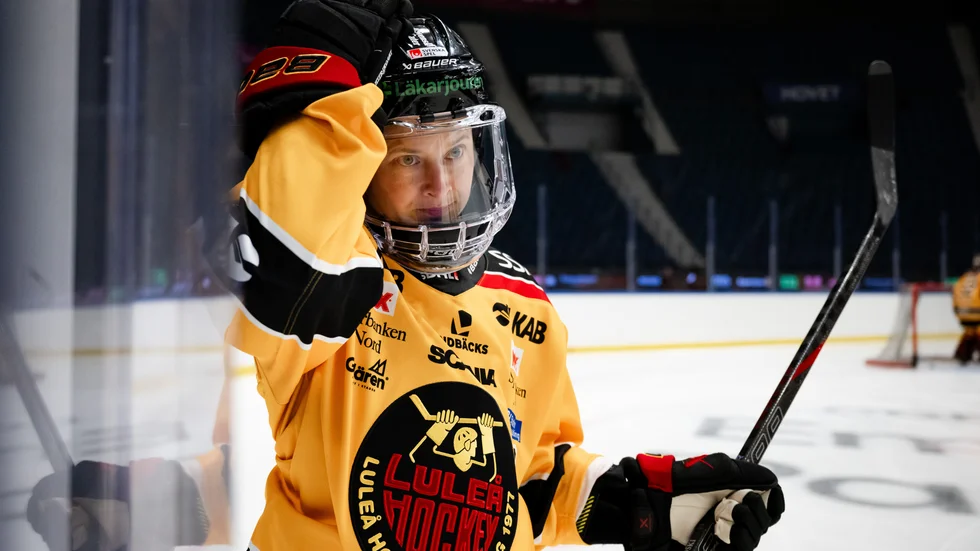 Jenni Hiirikoski.