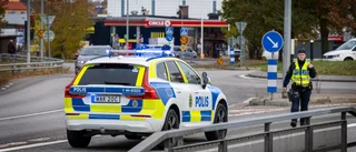 MC körde av vägen i samband med oljeutsläpp