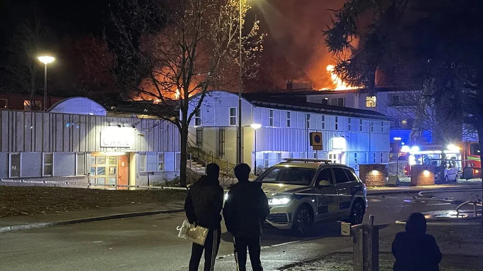 Brand i Uppsala och Gottsunda under fredagskvällen där ett lägenhetshus drabbats.
