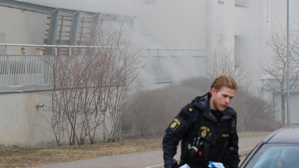 Det var kraftig rökutveckling till följd av bilbranden. 