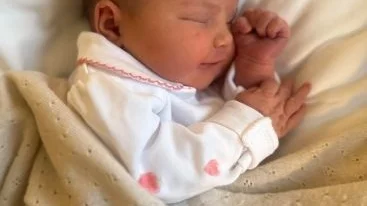Prinsessan Ines Marie Lilian Silvia, hertiginna av Västerbotten, fotograferad av sin mamma Sofia.