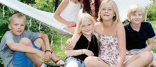 Unga skådespelare med världens roligaste sommarjobb