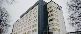 Akademiska sjukhuset slipper viteshotet – men vårdplatsbristen är värre än någonsin •  "Stora patientsäkerhetsbrister"