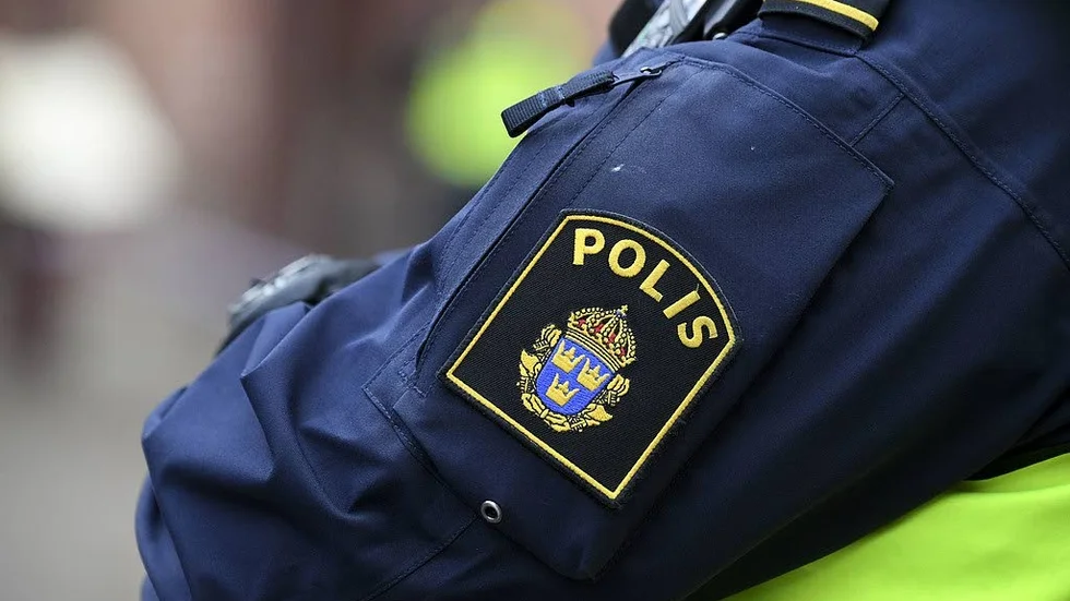 Polisen. Utreder fräck stöld mot en 85-årig kvinna.