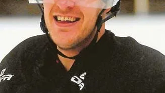 Erik Johansson blir en fin förstärkning för Vimmerby Hockey till säsongsavslutningen. Efter 1,5 års uppehåll från ishockeyn har den Norske mästaren hittat suget igen. Foto: Magnus Strömsten