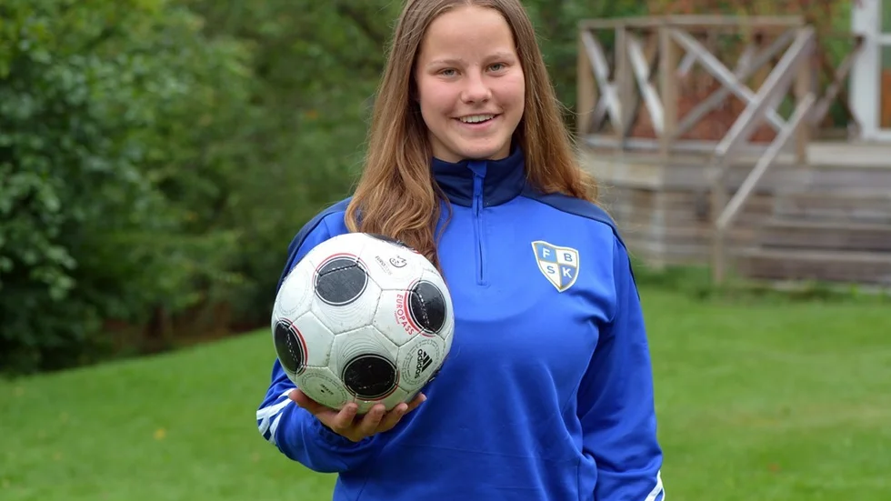 Louise Andersson mäktade med 21 mål i division 3 och blev med det säsongens bästa målskytt på damsidan.