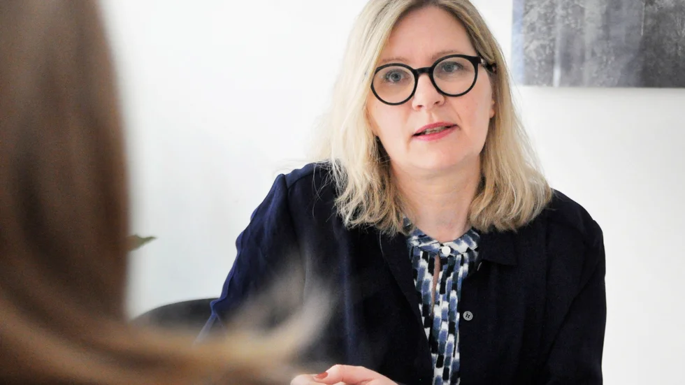 "15 kronor mer i plånboken per månad står mot 3 miljoner extra till grundskolan" säger Lisa Norén (S), kommunalråd.