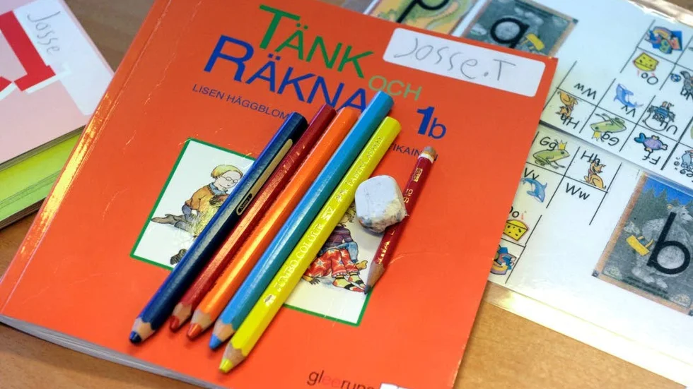 "Den centrala frågan löd: Varför ska vinster få göras på byggnader, vägar, kulspetspennor, läromedel, toalettpapper, våtservetter och så gott som allt annat som konsumeras inom kommunal verksamhet, men inte när det gäller själva utförandet av mänskliga aktiviteter?" skriver Tobias Josefsson i sin ledare.