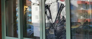 Sjömän togs för glaskross och fylla