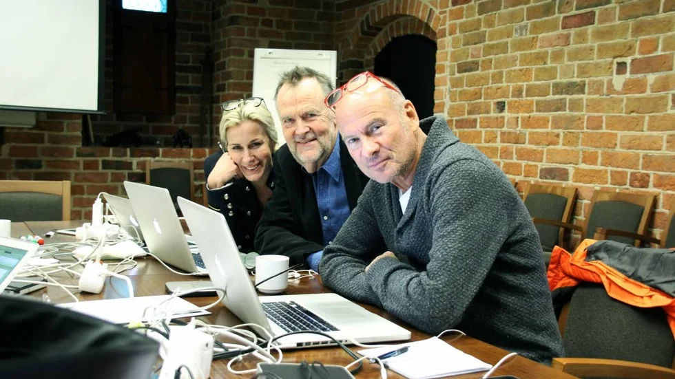Planering. Just nu sitter Diggiloo-gänget och planerar årets turné på Klosterhotellet. Från vänster: Sandra Koffner, Torgny Söderberg och Lasse Holm.