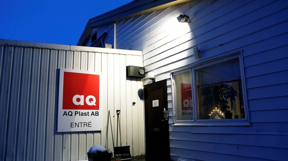 Anställda tackar nej till att flytta med företaget.