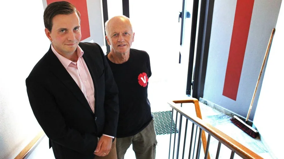 Andreas Rindbäck Wallin och Leif Svensson står bakom motionen om bostadsintegrering.