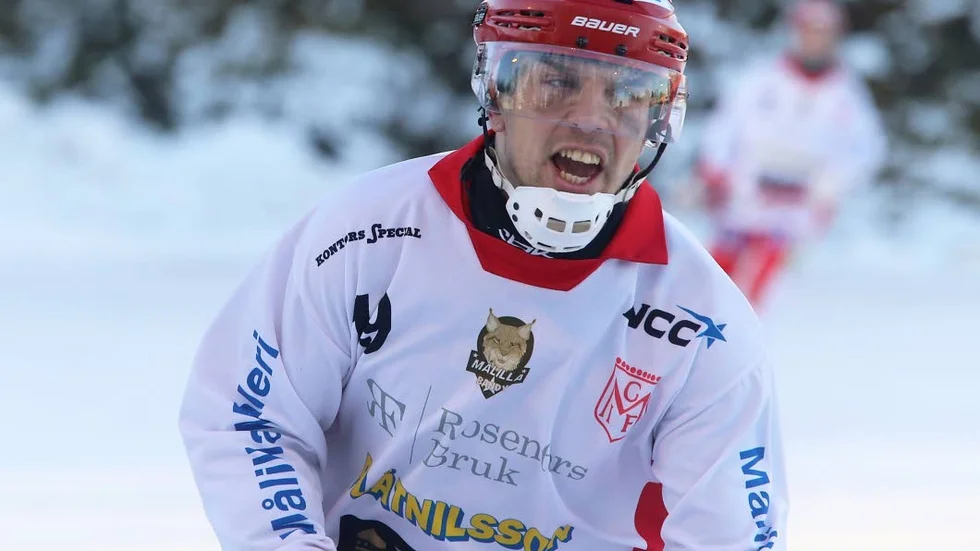 Dimitry Lazar bryter sitt kontrakt med Målilla Bandy.