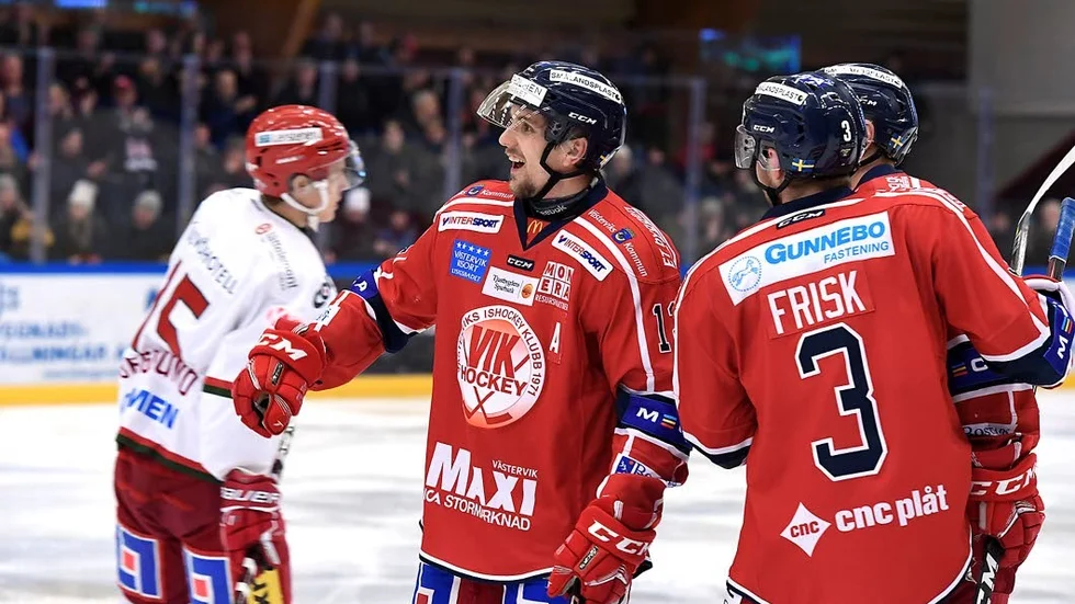 Ryggproblem. Englund hoppas, men har fortfarande ont.
