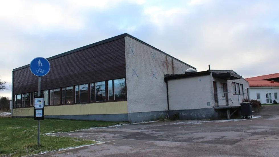 Används. De byggnader som tidigare inrymt Ernebergsskolan i Gamleby används fortfarande av föreningslivet.
