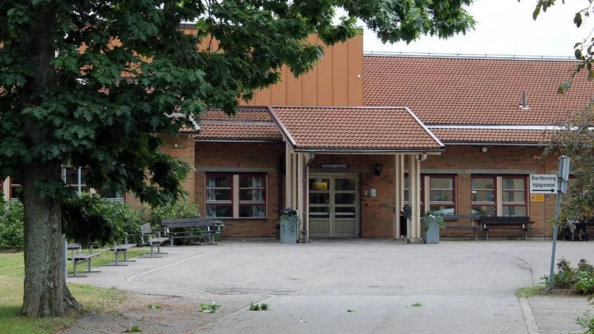 Delar av Strandvägens äldreboden ska byggas om för och 18 nya äldreboendeplatser skapas.