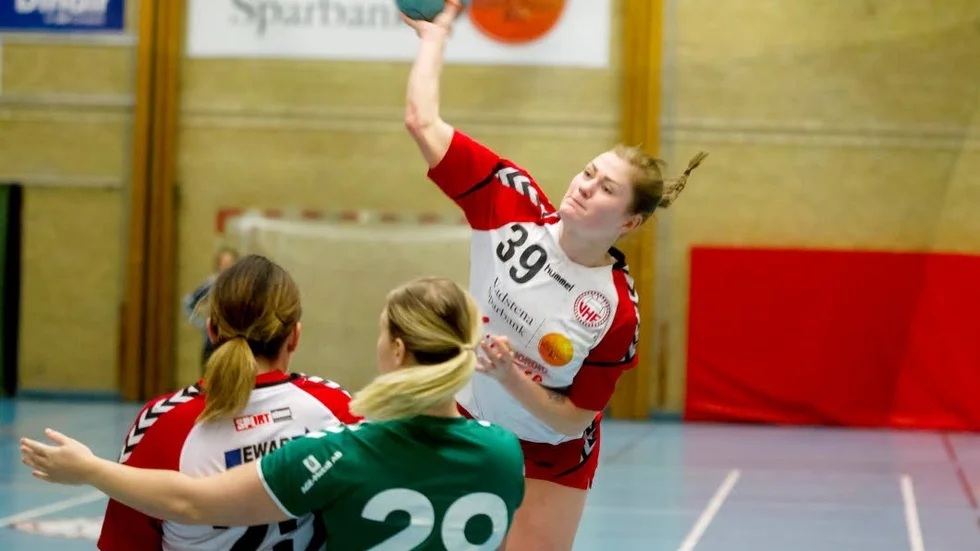 Sofia Holmström och VHF skrällde och slog serieledarna.