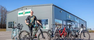 Ladda för ny elcykel hos Jannes i Ljungsbro 