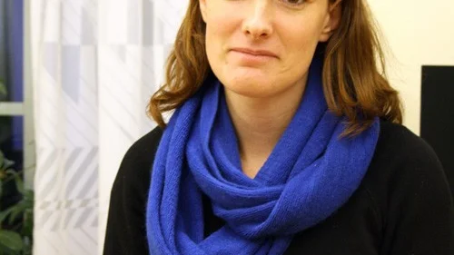 Sandra Danielsson besökte under onsdagen Hultsfred för att tala med de olika representanterna för de sex olika brandstationerna. Foto: Madeleine Jakobsson