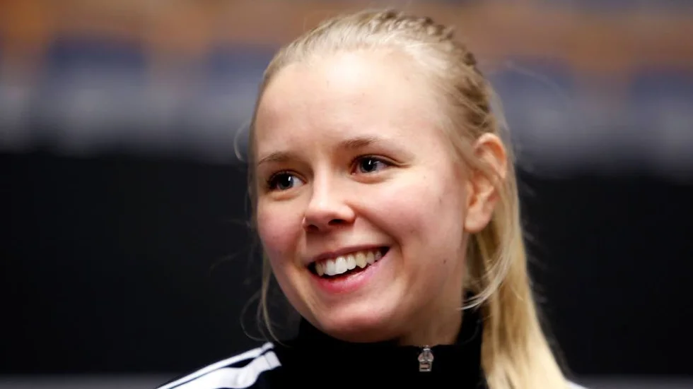 Efter landslagsdebuten är Anna Wiman, Libk:s lagkapten, nu tillbaka i vardagen med klubblaget.