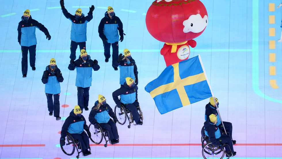 Den svenska truppen vid invigningen av Paralympics.
