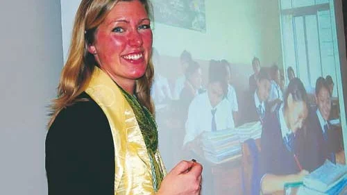 Anna-Karin Nilsson från Odensås utanför Virserum åkte som volontär till Nepal för att undervisa på en skola i Katmandu.
