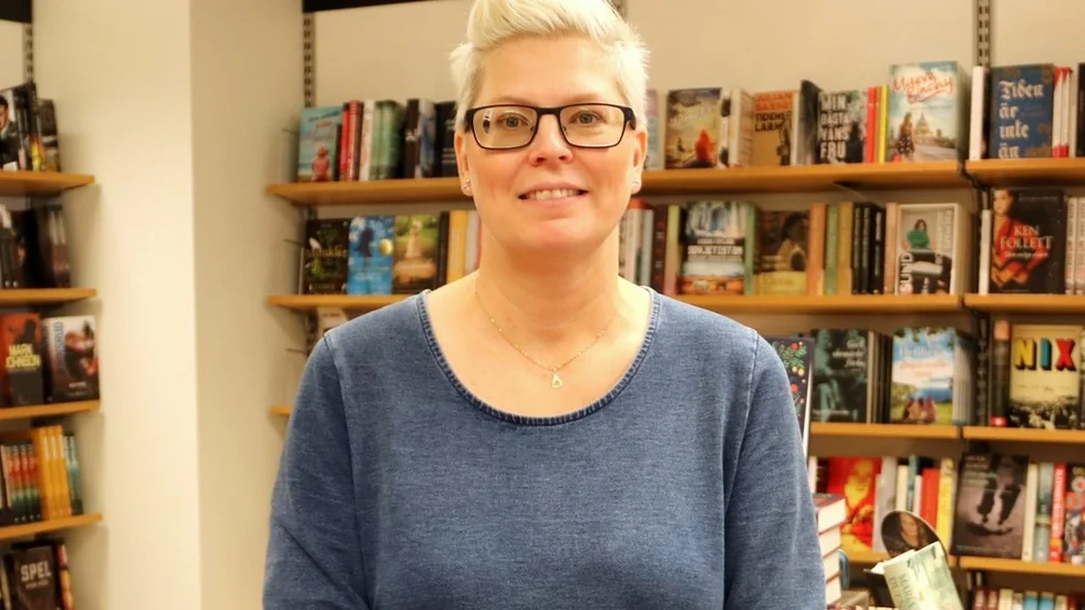 Malin Wall på Hultgrens Bokhandel ser fram emot Bokens afton. Foto: Liselotte S Johansson