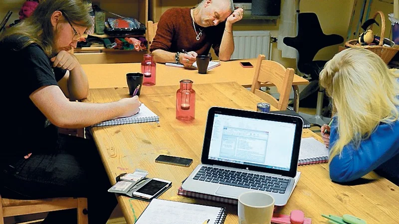 Frv Emil Thuresson, Pelle Lundström och Karin-Alice Leek.