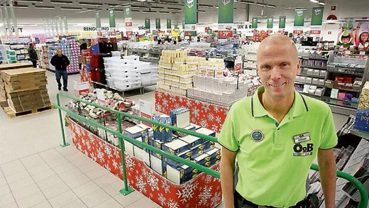 Håkan Ericsson är stolt över den nya ÖoB butiken.